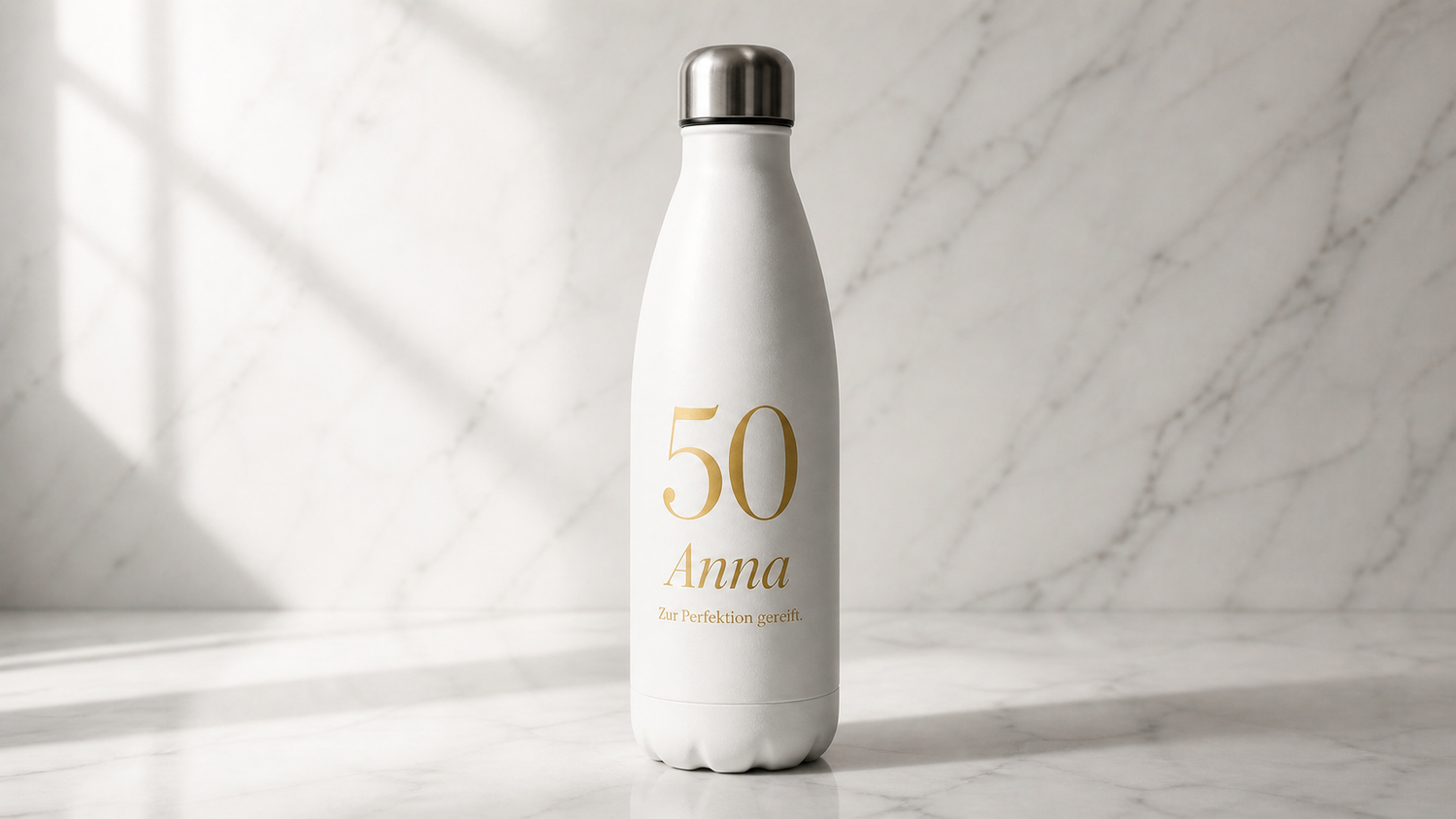 Geschenk zum runden Geburtstag — die Trinkflasche mit der grossen Zahl